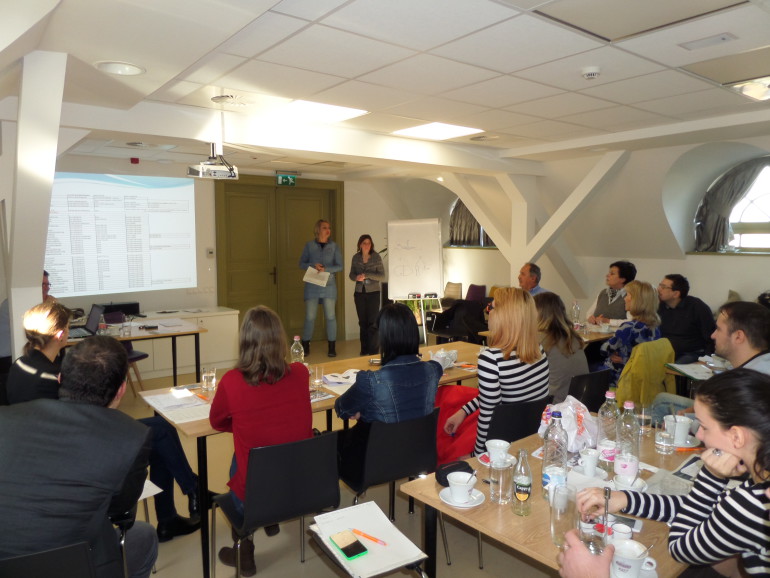 2017-es év tárgyalása