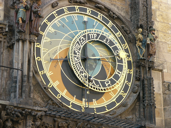 Csehország főtér - Orloj óra - csoportos utazás tévhitek