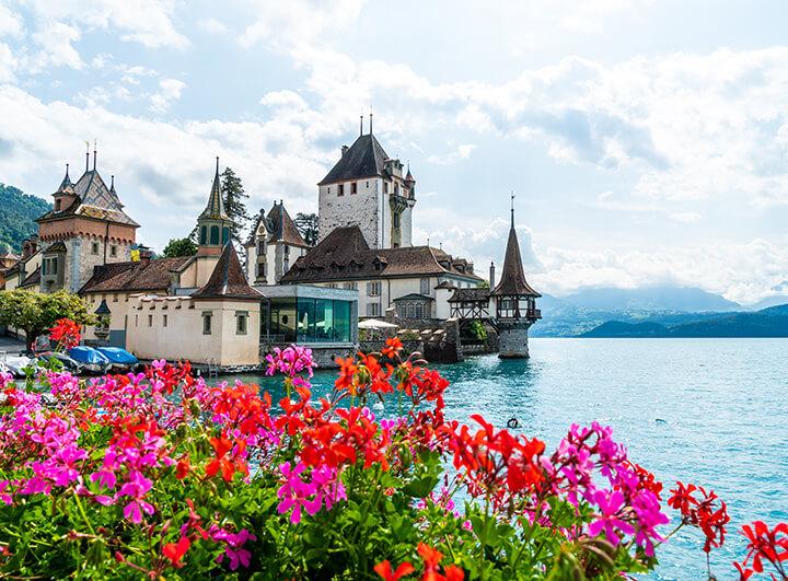 Svájc utazás - Oberhofen kastély