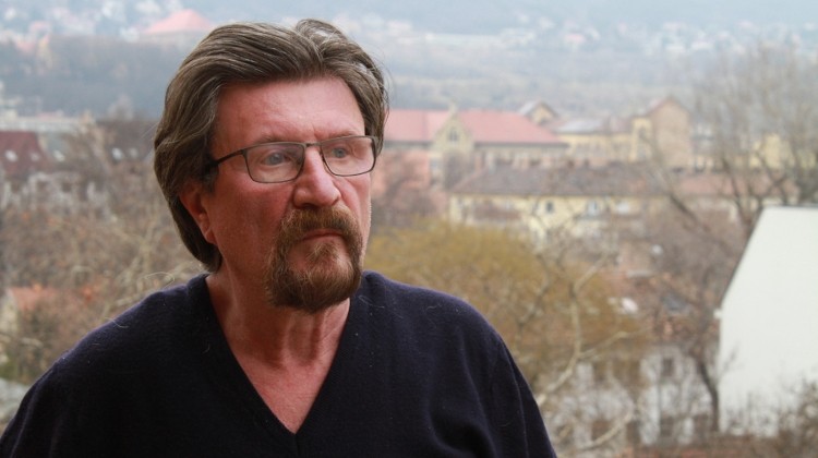 Keletre menni bátorság - Barangolás a korlátlan lehetetlenségek földjén